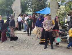 TURUT BERDUKACITA KAPOLSEK MAPPEDECENG MELAYAT WARGA BINAAN YANG MENINGGAL
