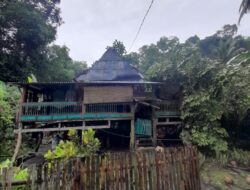 Satu rumah tertimpa Pohon di Dusun Gantarang Lohe