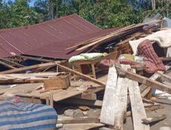 Puluhan Rumah  warga di Luwu utara porak poranda di hantam angin puting beliung