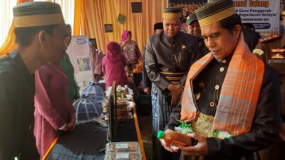 SMPN No. 16 Bontonumpa ramaikan Pameran Pendidikan, Pekan Kreativitas Guru dan Peserta Didik