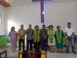 Lurah Marobo silaturahmi bersama jemaat gereja era et labora lagia lingkungan Harapan