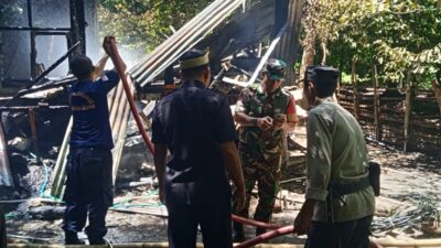 Satu unit rumah diDusun Karama Desa Bonea Makmur ludes terbakar