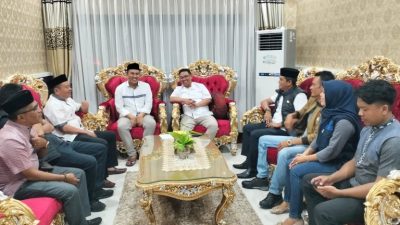 Bersama Ketua TP PKK,PJ Wali Kota Palopo Resmi Menjadi Pemilih di Kota Palopo Pada Pemilu 2024