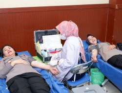 Meriahkan HUT Korpri ke-52, Korpri Polda Sulsel Gelar Donor Darah dan Pelayanan KB
