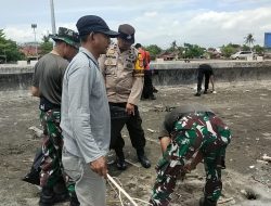 Hari Juang TNI AD, Kodim 1411/Bulukumba Laksanakan Karya Bakti Bersih Sampah Plastik