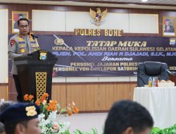 Kunjungan Kerja Ke Polres Bone, Kapolda Sulawesi Selatan berikan arahan kepada Personel Polres Bone