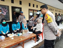 Mendadak, Kapolres Bulukumba Sidak Cek Urine Anggotanya
