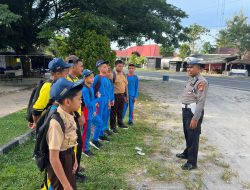 DIKMAS LANTAS: Unit Kamseltibcar Lantas Polres Luwu Utara Mendidik Pelajar tentang Keselamatan Berlalu Lintas