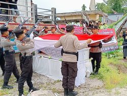 Wujud Penghormatan, Polres Luwu utara Gelar Upacara Tradisi Kepolisian Pemakaman Aipda frengki linting