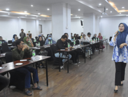 Legislator dari Fraksi Gerindra ini mengajak warga untuk merawat Ruang Terbuka Hijau atau RTH yang ada di Makassar