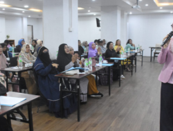 Budi Hastuti Anggota DPRD Makassar Ingatkan Orang Tua Ajari Anak Baca Tulis Al-Quran