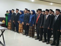 Ketua Bawaslu Selayar Lantik 33 Anggota Pengawas Pemilu Kecamatan se Kabupaten Kepulauan Selayar