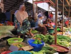 Pasar Sentral Bonea Sepi Pengunjung, Harga Jual Menurun