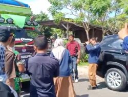 Komisi Pemilihan Umum (KPU) Kabupaten Kepulauan Selayar resmi memulai distribusi logistik Pemilu Serentak 2024 di Sertai Pelepasan PAM TPS Oleh Kapolres Kepulauan Selayar