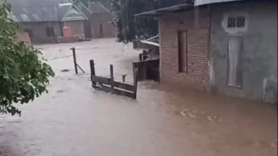Banjir Rendam Kecamatan Pasimasunggu, Sarana Ibadah Ikut Terdampak
