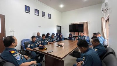 Kepala UPP III Selayar Muh. Irfan Jayadinata Berikan Selamat kepada Anggota yang Lulus PPPK
