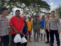 Alumni SIP Angkatan 53 Gelar Bakti Sosial, Berbagi Sembako untuk Kaum Dhuafa di Selayar