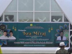 Khidmatnya Peringatan Isra Mi’raj 1446 H di Masjid Rahmatan Lil Alamin Bersama Prof. Dr. Hamzah Harun Al Rasyid