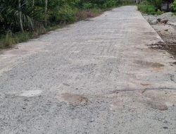 Kualitas Jalan Beton di Pengkendekan Luwu Utara Disorot, Diduga Tak Sesuai Bestek