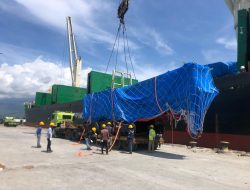 Bongkar Muat Material PT BMS Berikan Dampak Positif bagi TKBM Pelabuhan Tanjung Ringgit