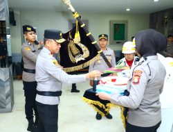 Jelang Hari Bhayangkara ke-79, Wakapolda Sulsel Pimpin Pensucian Pataka “Pallawa Lipu”