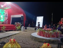Peserta Nyanyi Solo Festival Merdeka Opu Karajeng di Sorot Riuh Penonton