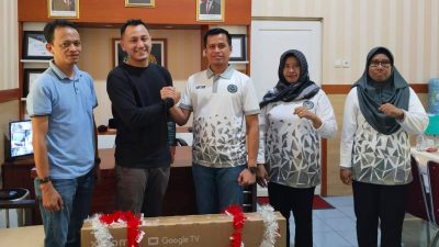 Dukung Pelayanan Rutan, BRI Cabang Selayar Serahkan Bantuan TV