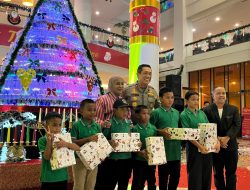 Claro Makassar Ajak Anak Panti Sambut Natal 2025