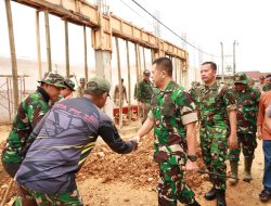 Danrem 141/Toddopuli Tinjau Pembangunan Koperasi Desa dan Kelurahan Merah Putih di Desa Bontomatenene