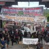 Keranda Gubernur Sulsel Luwu Raya Dibentang, Jalan Nasional Luwu Diblokade