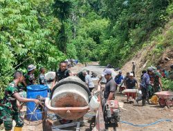 Meski Panas Terik, Satgas TMMD Tetap Tuntaskan Rabat Beton