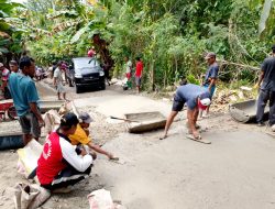 ‎Warga Kalaotoa Perbaiki Jalan Rusak Sendiri, Bukti Pulau Terluar Masih Menanti Perhatian